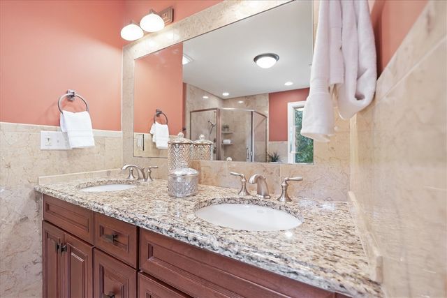 521 Rock Creek Drive, Ann Arbor, MI 48104