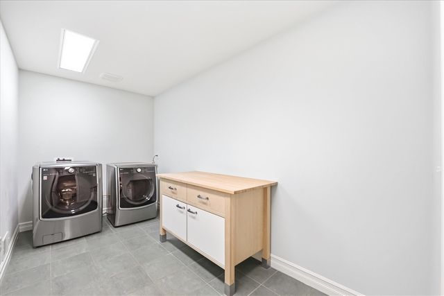 521 Rock Creek Drive, Ann Arbor, MI 48104