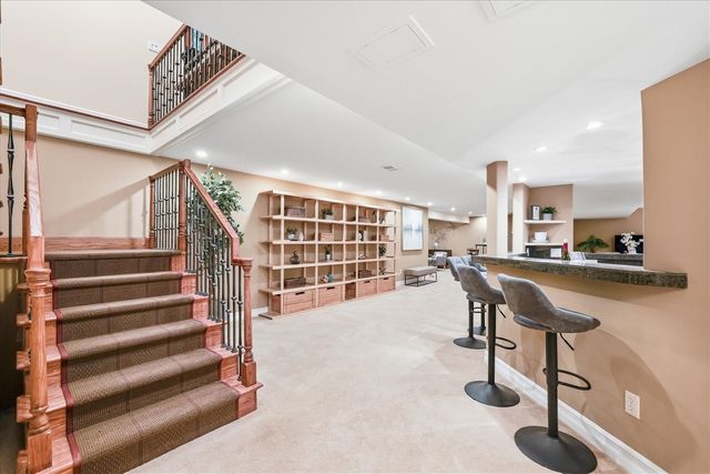 521 Rock Creek Drive, Ann Arbor, MI 48104