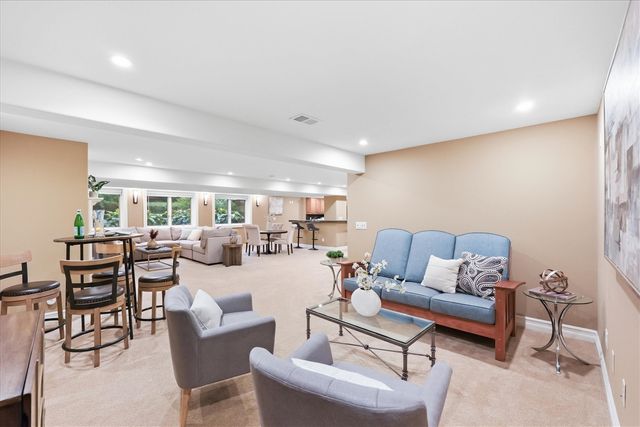 521 Rock Creek Drive, Ann Arbor, MI 48104