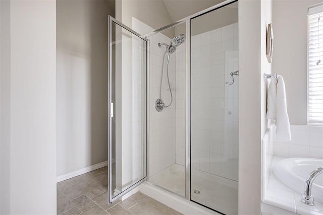 11100 N Ashford Drive, Yukon, OK 73099