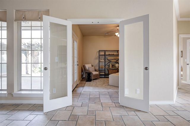 11100 N Ashford Drive, Yukon, OK 73099