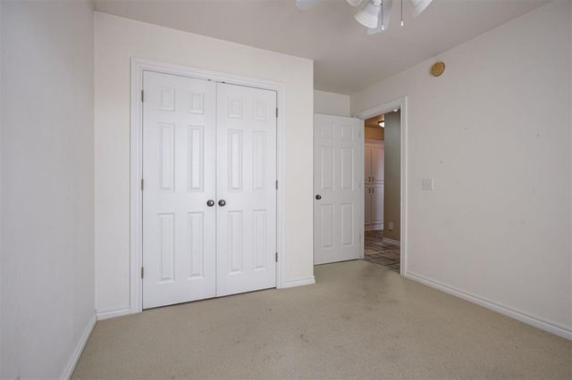 11100 N Ashford Drive, Yukon, OK 73099