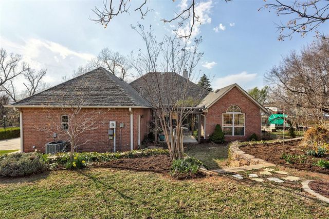 11100 N Ashford Drive, Yukon, OK 73099