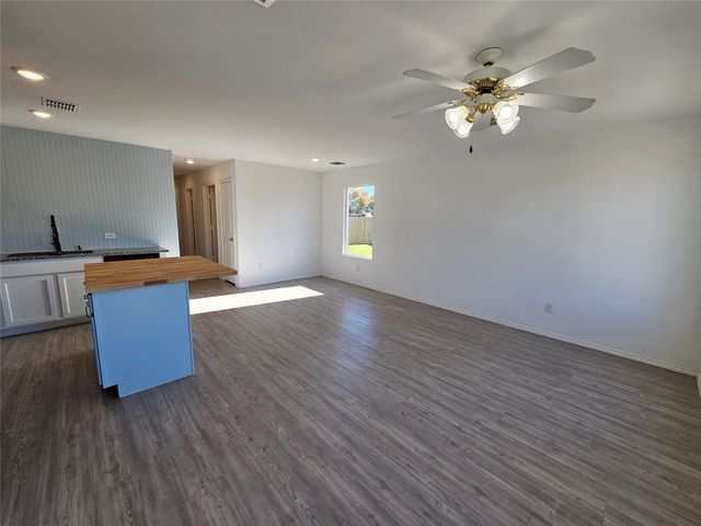 6847 Coulter Drive, Princeton, TX 75407