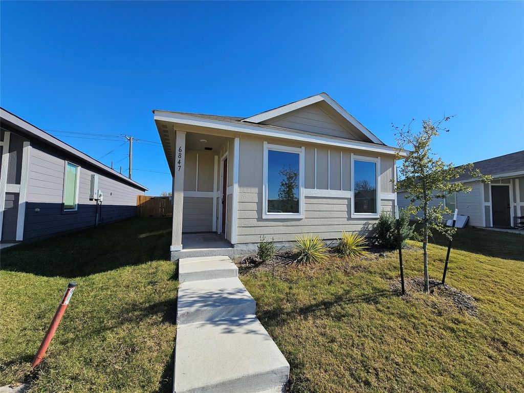 6847 Coulter Drive, Princeton, TX 75407