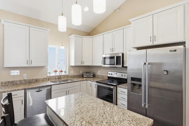 4224 Rymark Court, Shakopee, MN 55379