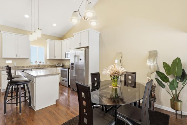 4224 Rymark Court, Shakopee, MN 55379