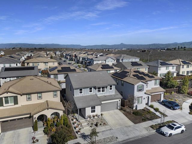 1340 Cavalier Court, Hollister, CA 95023