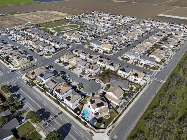 1340 Cavalier Court, Hollister, CA 95023