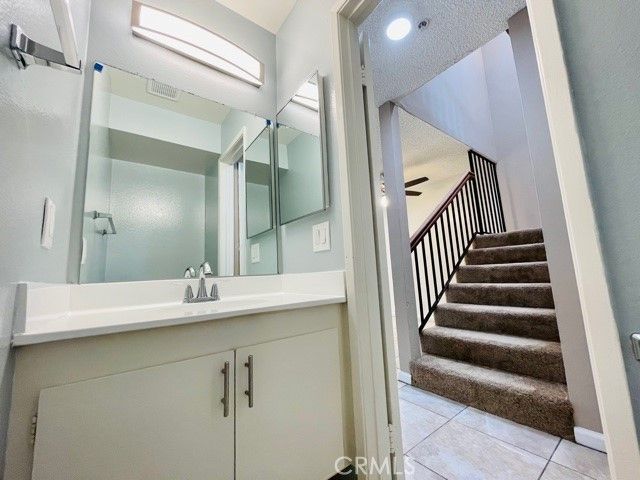 17181 ELM Street 5, Huntington Beach, CA 92647