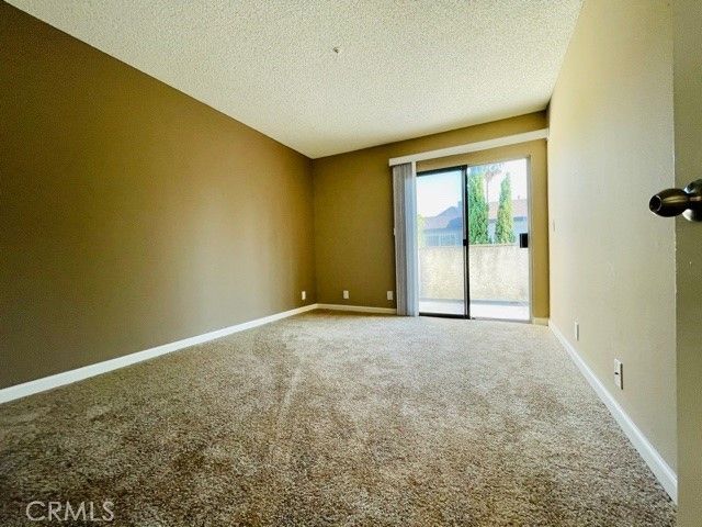 17181 ELM Street 5, Huntington Beach, CA 92647