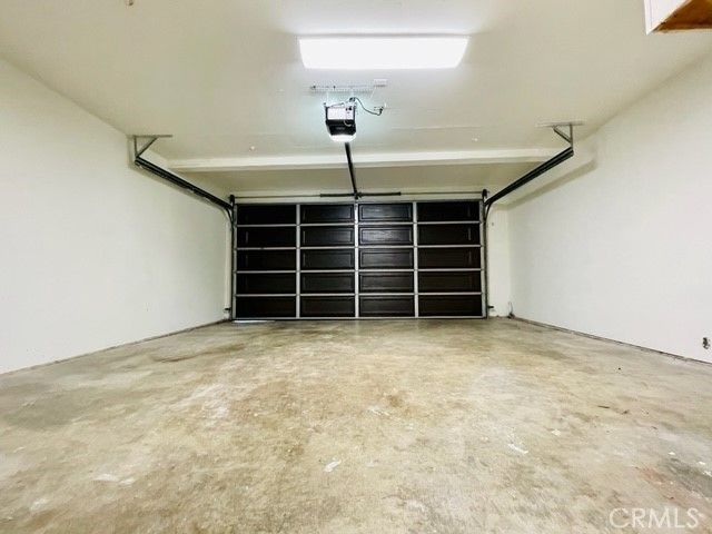 17181 ELM Street 5, Huntington Beach, CA 92647