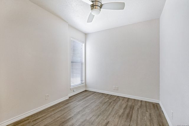 215 Eleanor Ave, San Antonio, TX 78209