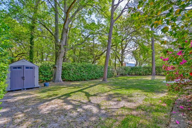 1612 Amberly Road, Charleston, SC 29407