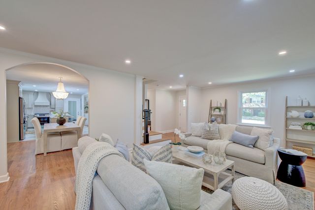 1612 Amberly Road, Charleston, SC 29407