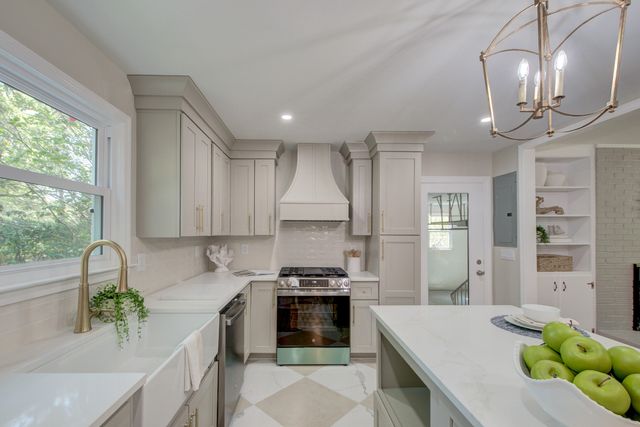 1612 Amberly Road, Charleston, SC 29407