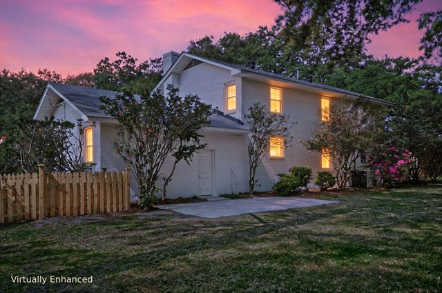 1612 Amberly Road, Charleston, SC 29407