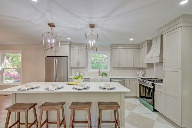 1612 Amberly Road, Charleston, SC 29407