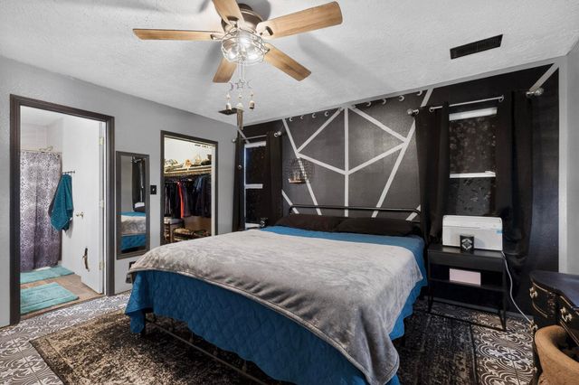 1671 Domain Loop SE, Rio Rancho, NM 87124