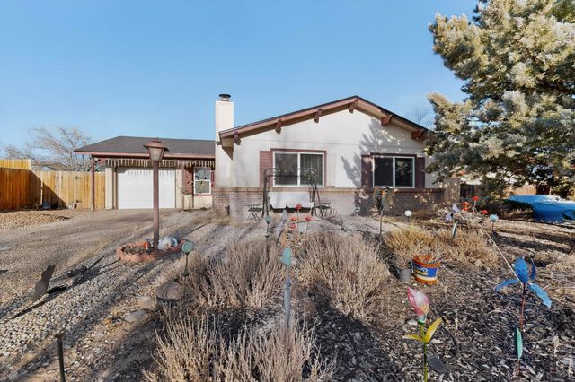 1671 Domain Loop SE, Rio Rancho, NM 87124