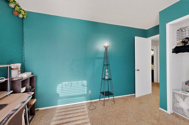 1671 Domain Loop SE, Rio Rancho, NM 87124