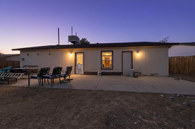 1671 Domain Loop SE, Rio Rancho, NM 87124