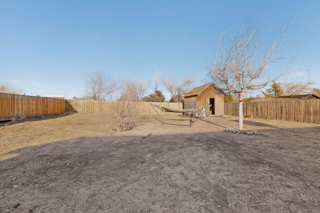 1671 Domain Loop SE, Rio Rancho, NM 87124