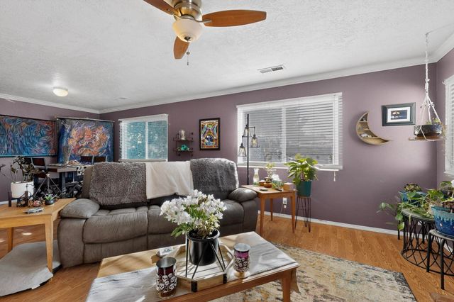 1671 Domain Loop SE, Rio Rancho, NM 87124