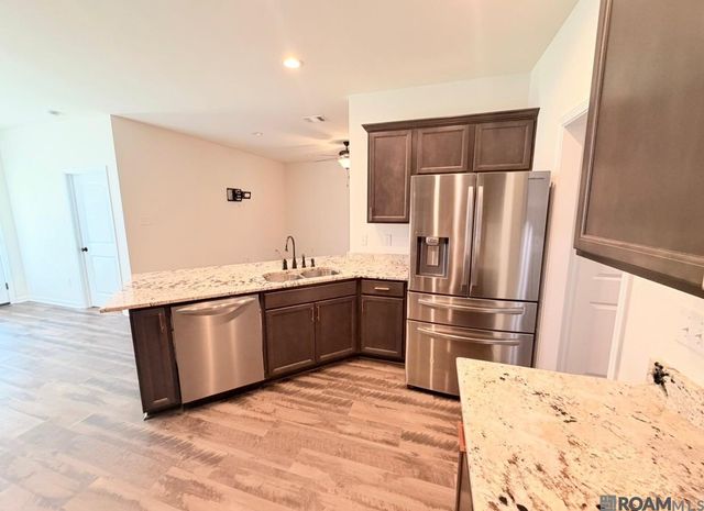 38510 Maidens Blush St, Gonzales, LA 70737