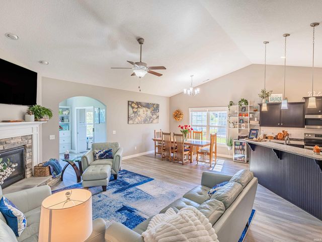 15498 Verano Place, Fort Wayne, IN 46845