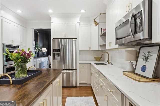 4680 Gilhams Road NE, Roswell, GA 30075