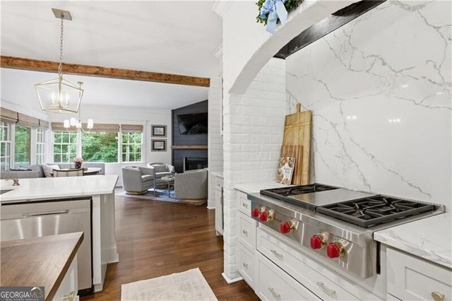 4680 Gilhams Road NE, Roswell, GA 30075