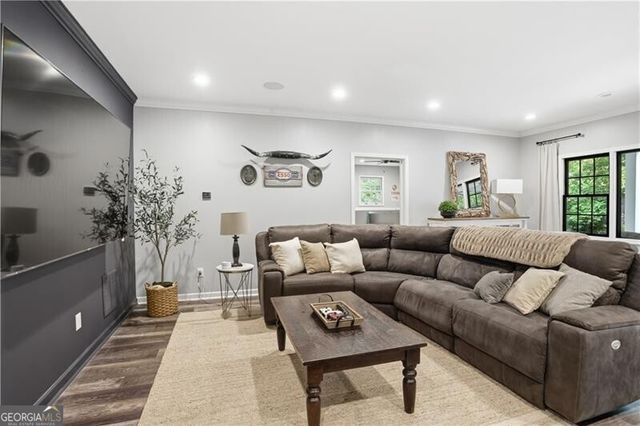 4680 Gilhams Road NE, Roswell, GA 30075
