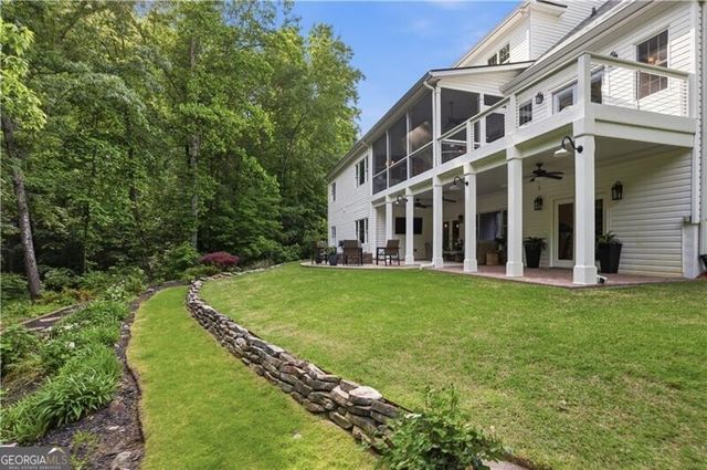 4680 Gilhams Road NE, Roswell, GA 30075