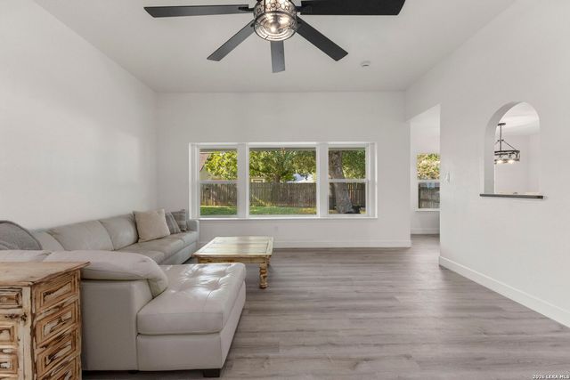 205 CIBOLO BASIN DR, Boerne, TX 78006