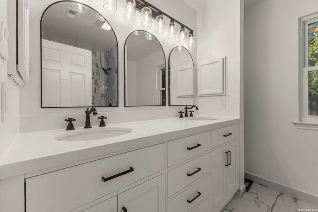 205 CIBOLO BASIN DR, Boerne, TX 78006