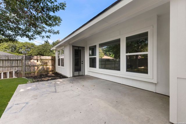 205 CIBOLO BASIN DR, Boerne, TX 78006