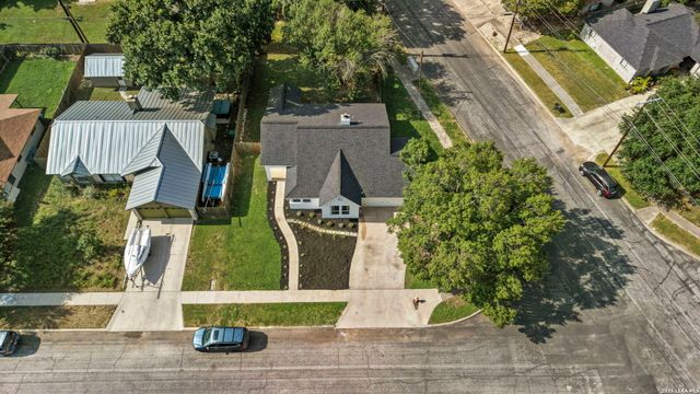 205 CIBOLO BASIN DR, Boerne, TX 78006