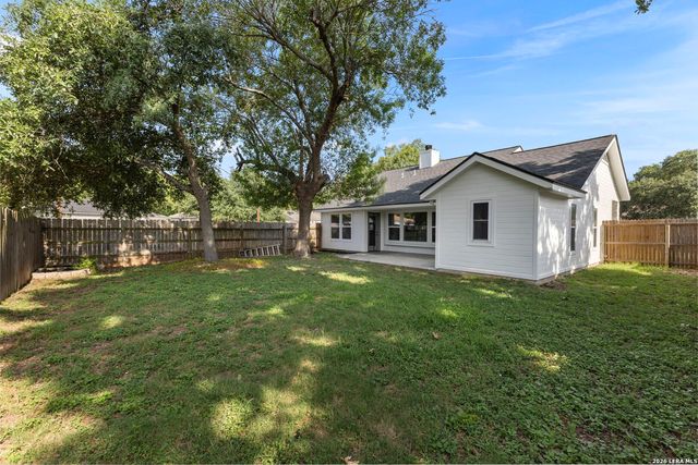205 CIBOLO BASIN DR, Boerne, TX 78006