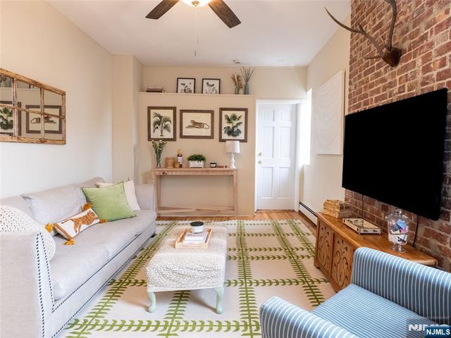 95 Willow Avenue 4B, Hoboken, NJ 07030