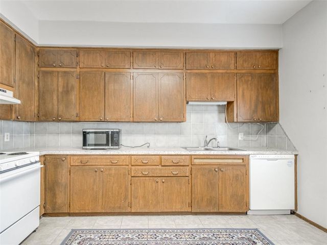 602 S 6th Street, Kingfisher, OK 73750