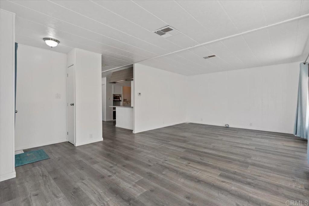 718 Sycamore Avenue 109, Vista, CA 92083 — photo 5