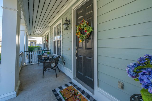 2412 Kings Gate Lane, Mount Pleasant, SC 29466