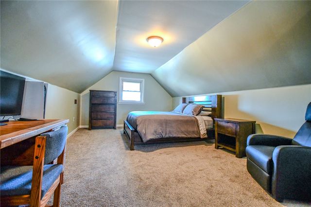 816 S Smithville Road, Dayton, OH 45403