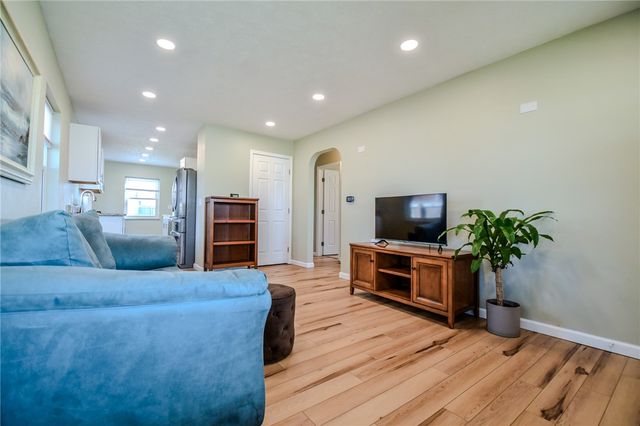 816 S Smithville Road, Dayton, OH 45403