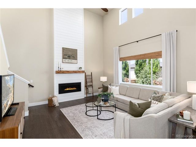 624 Bear Peak Rd, Erie, CO 80516