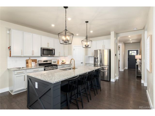 624 Bear Peak Rd, Erie, CO 80516