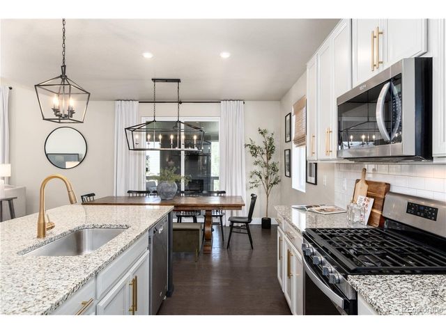 624 Bear Peak Rd, Erie, CO 80516