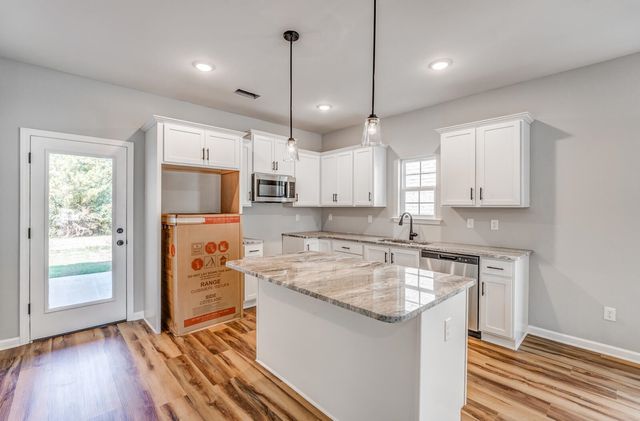 60 UMBLE ST, Oakland, TN 38060